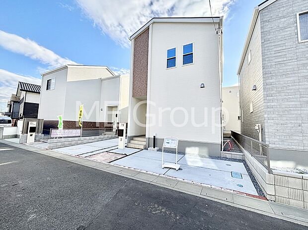 洗練された外観、上質な住空間が広がる室内は永く安心して過ごせる住居です。