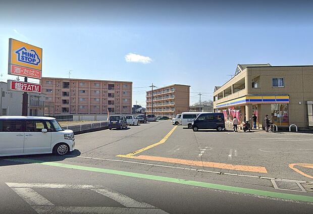 コンビニ 450m ミニストップ 鴻巣松原店