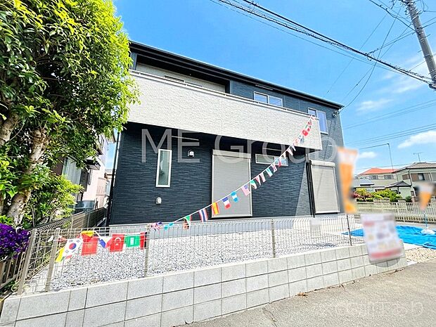 洗練された外観、上質な住空間が広がる室内は永く安心して過ごせる住居です。