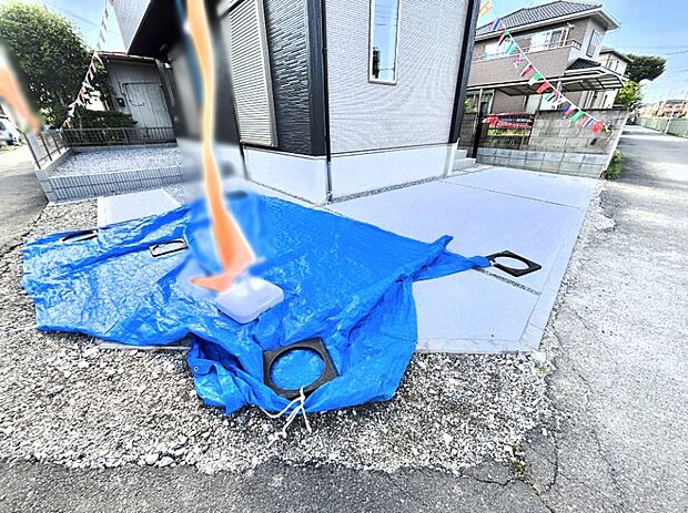 カースペースは2台駐車可。セカンドカーや来客時に便利です!