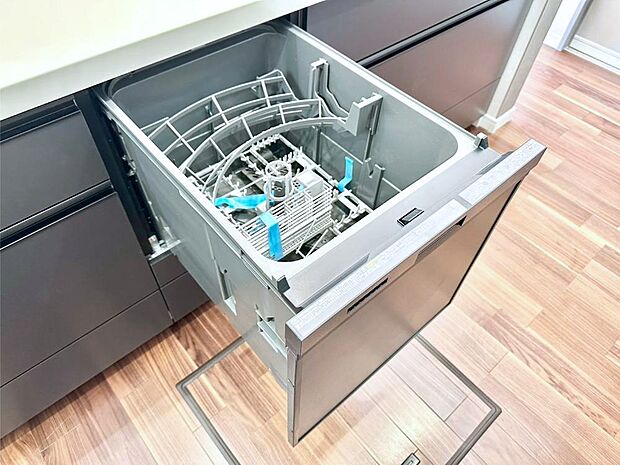 面倒なお片づけは食洗機にお任せ!家事の負担が減って、時間にも気持ちにもゆとりができます。