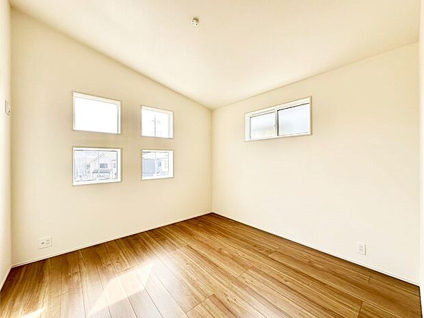 爽やかな日差しがお部屋全体を優しく包み込んでくれます