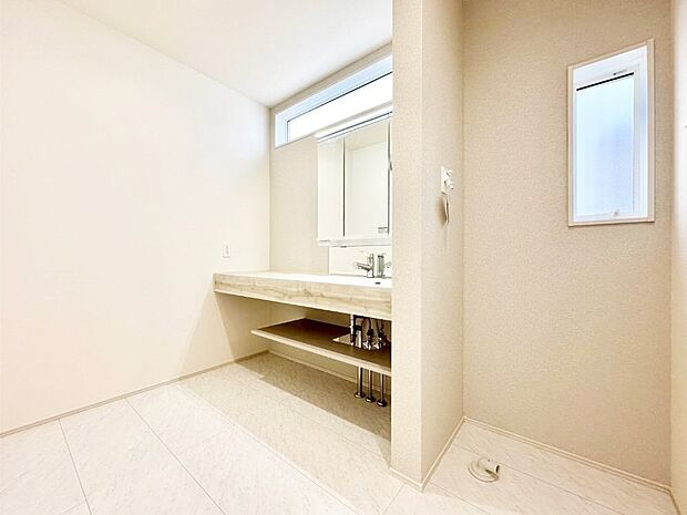 機能性に優れた洗面化粧台