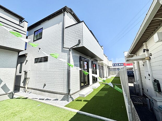 たっぷりの陽光と開放感に包まれる明るい住まい