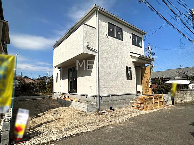 溢れる陽光でご家族の笑顔も輝く