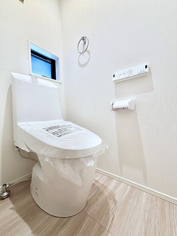 トイレは1階と2階それぞれに配置されていてとても便利です。 