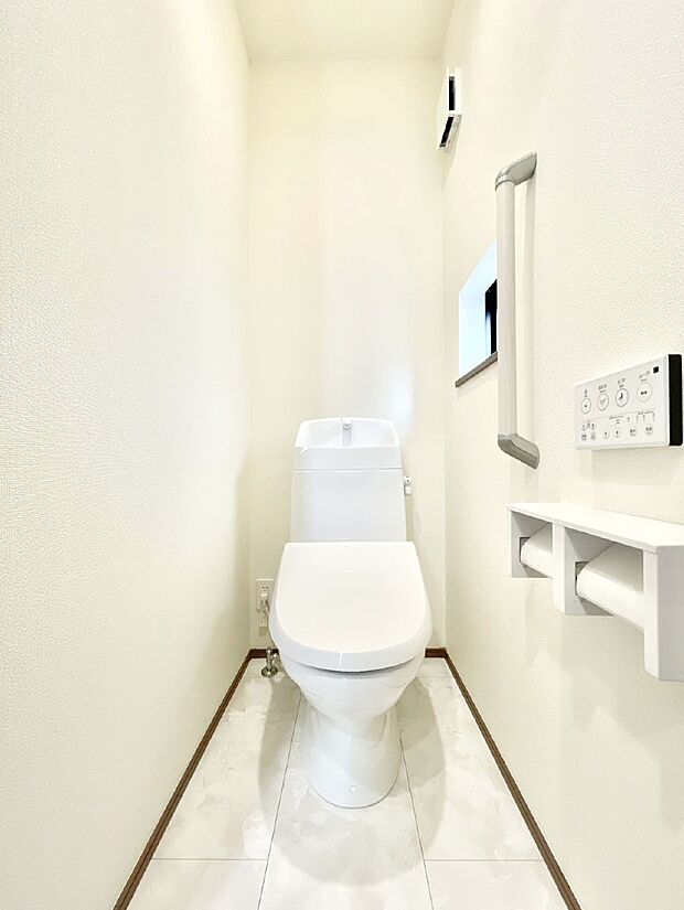 トイレは1階と2階それぞれに配置されていてとても便利です。