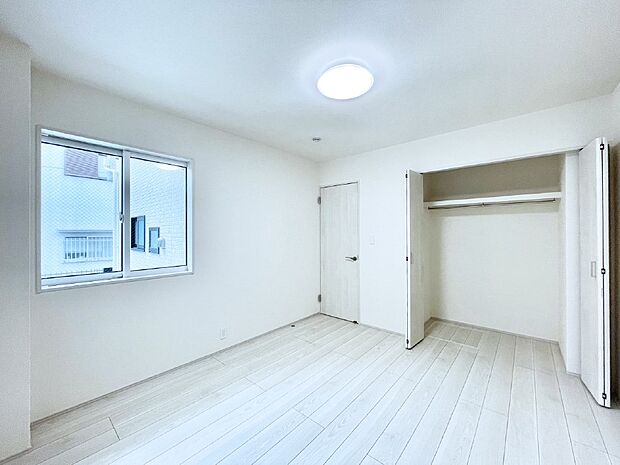 子供部屋にもおすすめな収納スペースたっぷりの居室