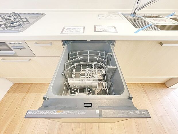 面倒なお片づけは食洗機にお任せ!家事の負担が減って、時間にも気持ちにもゆとりができます。