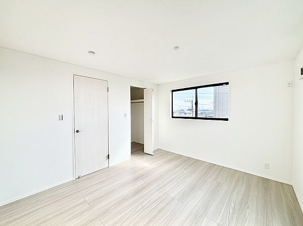 収納が充実しているので居住スペースを広々使えます
