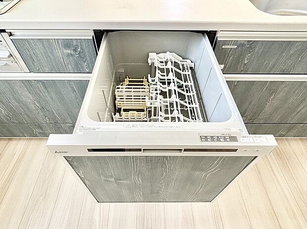 面倒なお片づけは食洗機にお任せ!家事の負担が減って、時間にも気持ちにもゆとりができます。