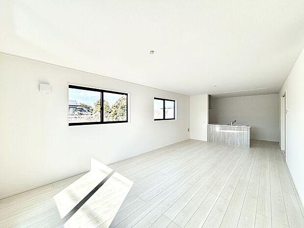 住む方の個性が引き出される、インテリアを考えるのが楽しみなリビングです!