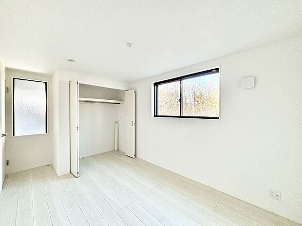 収納が充実しているので居住スペースを広々使えます