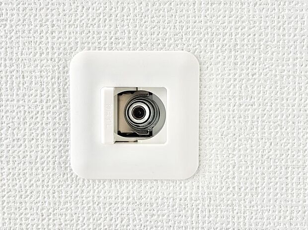 ガスコンセントがあれば足元からすぐに温まるガスファンヒーターを設置できます！  