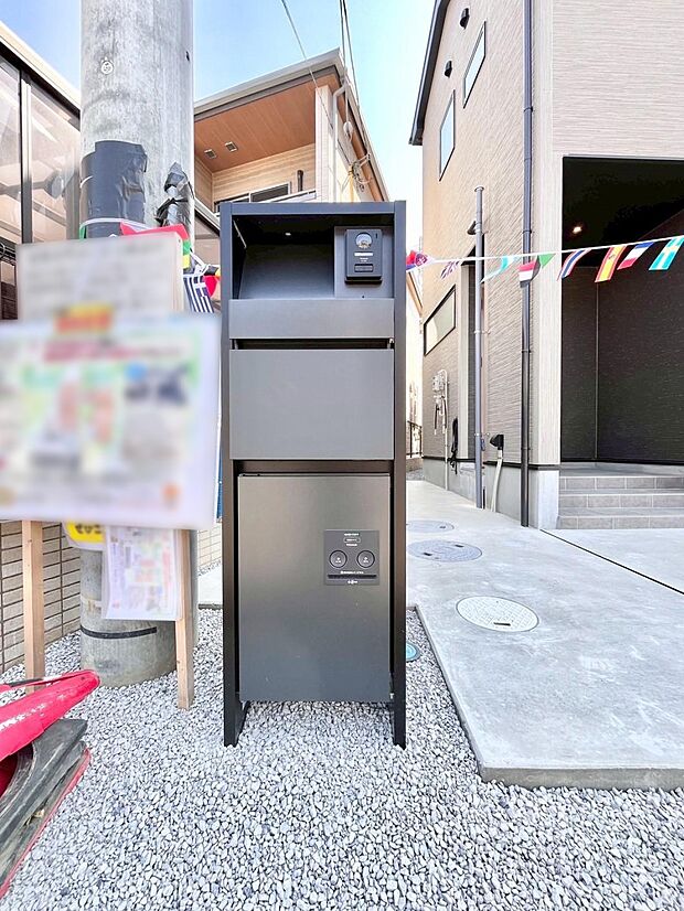 表札・インターホン・ポストをひとつに集約