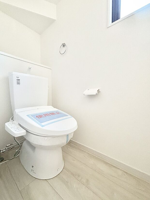 トイレは安心の2箇所！朝のバタバタも一安心です。 