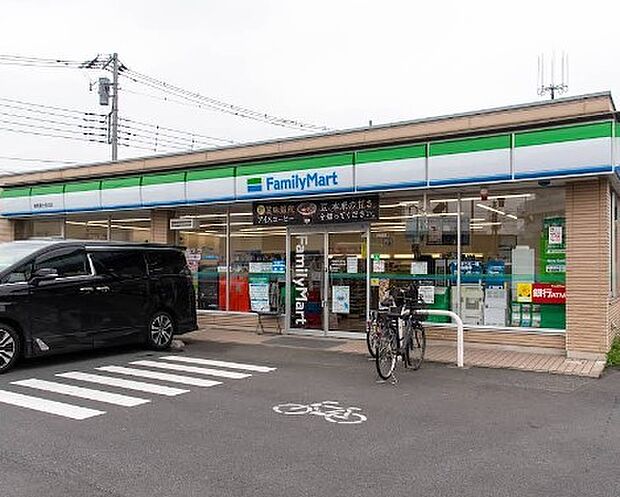 コンビニ 200m ファミリーマート 練馬富士見台店