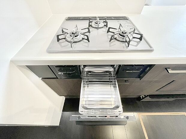 三口ガスコンロでお料理が一気にはかどりそう。