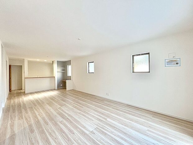 住む方の個性が引き出される、インテリアを考えるのが楽しみなリビングです！ 