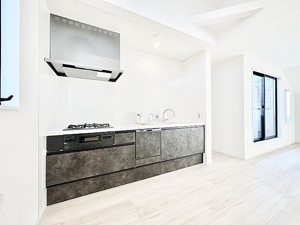 ゆとりあるキッチンではご家族と楽しくお料理ができます。