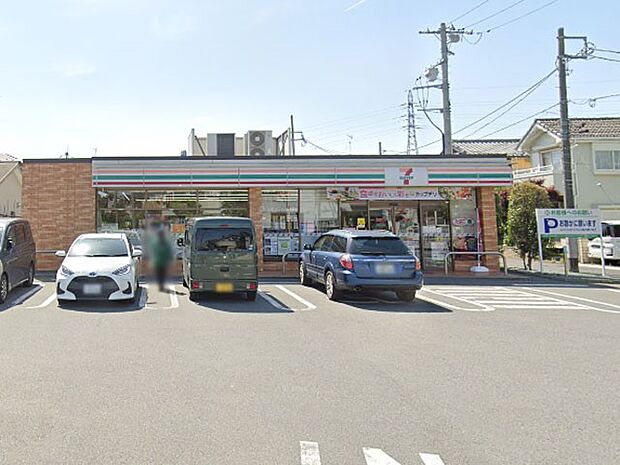 コンビニ 200m セブン-イレブン練馬大泉学園小前店