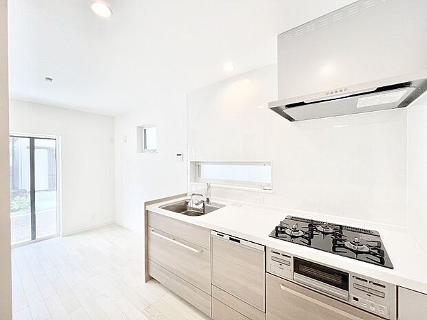 毎日使うキッチンだから、使いやすさ＆お手入れのしやすさにこだわりました。 