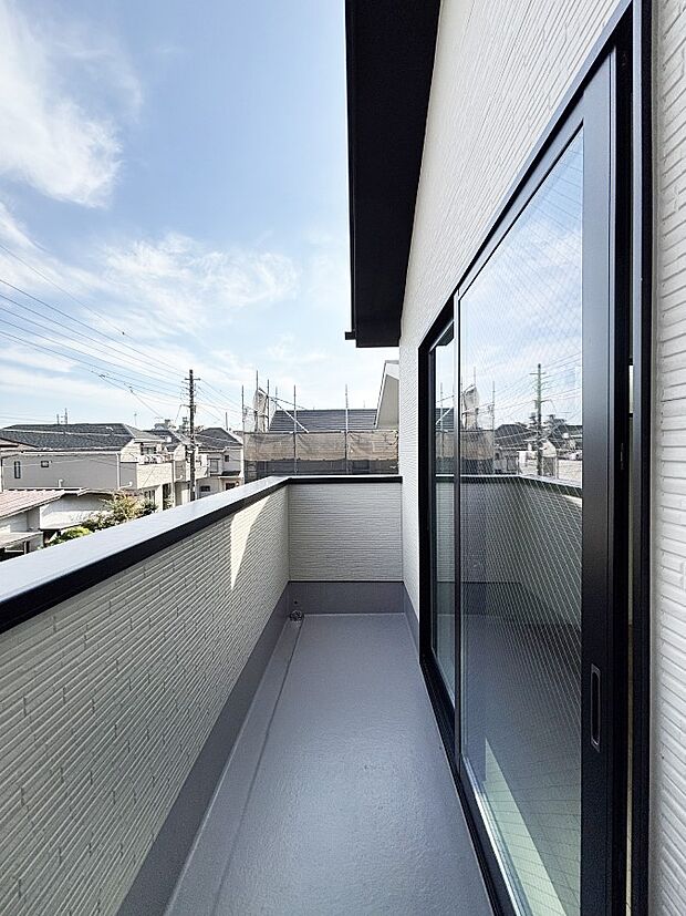 風通しの良いバルコニー