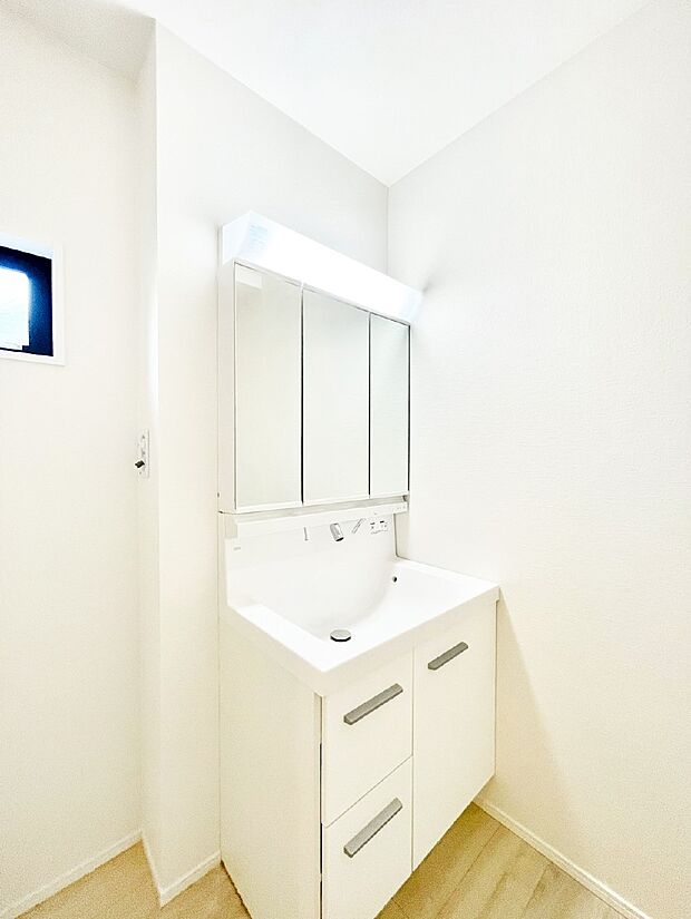 上質な洗面空間がゆとりの時間を演出