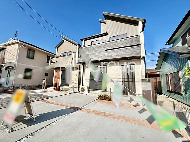 上質感あふれる外観デザイン。魅力の住まいを実現。