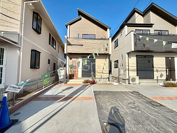 洗練された外観、上質な住空間が広がる室内は永く安心して過ごせる住居です。