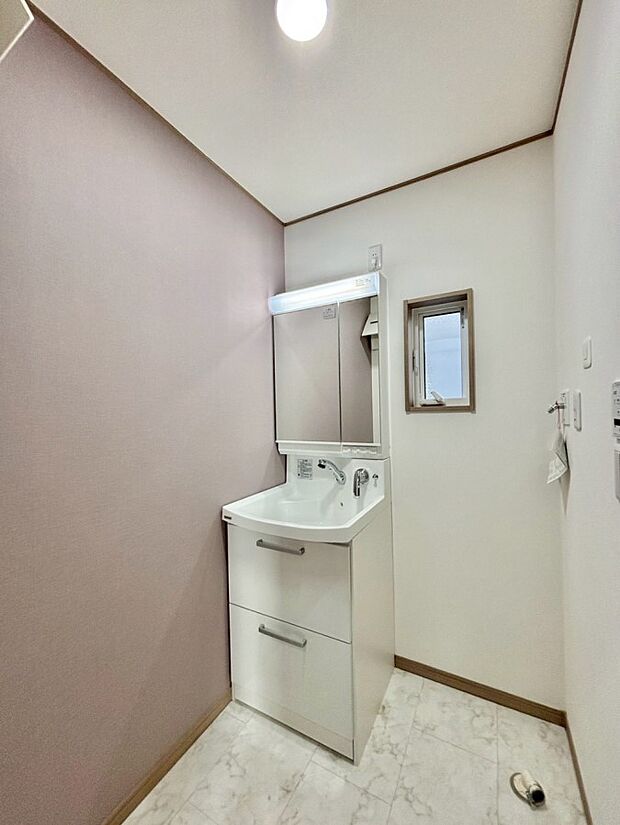 広々とゆとりのあるランドリースペース