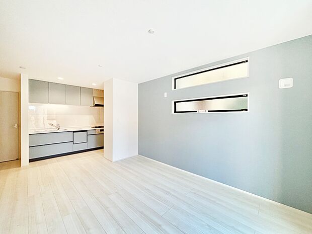 どこにいても家族のつながりを感じられるコミュニケーションリビング。