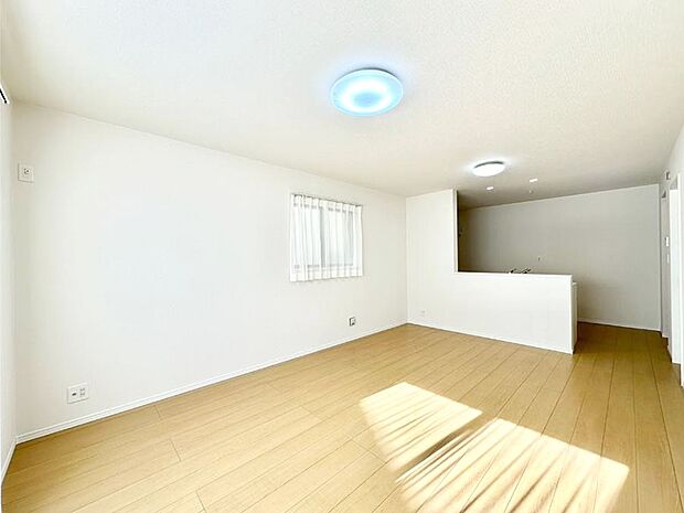 住む方の個性が引き出される、インテリアを考えるのが楽しみなリビングです！ 