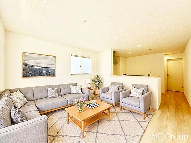 落ち着いた雰囲気のＬＤＫは家族みんなの快適空間※家具はCGです