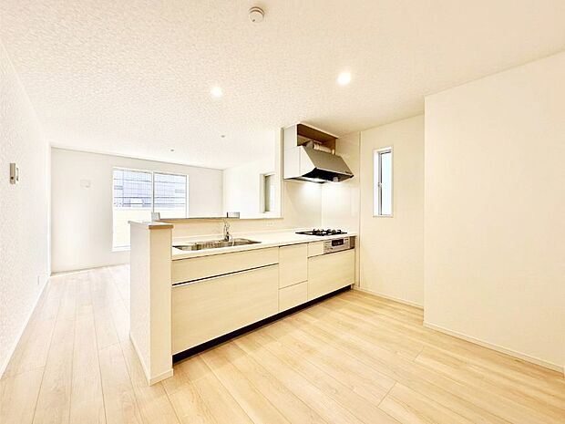 料理をしながらご家族との会話を楽しめる対面カウンターキッチン