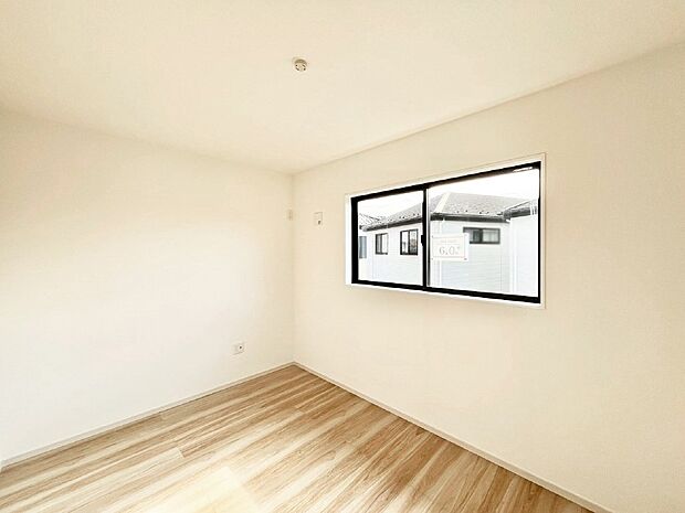 爽やかな日差しがお部屋全体を優しく包み込んでくれます