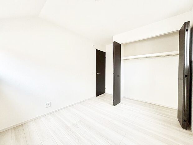 爽やかな日差しがお部屋全体を優しく包み込んでくれます