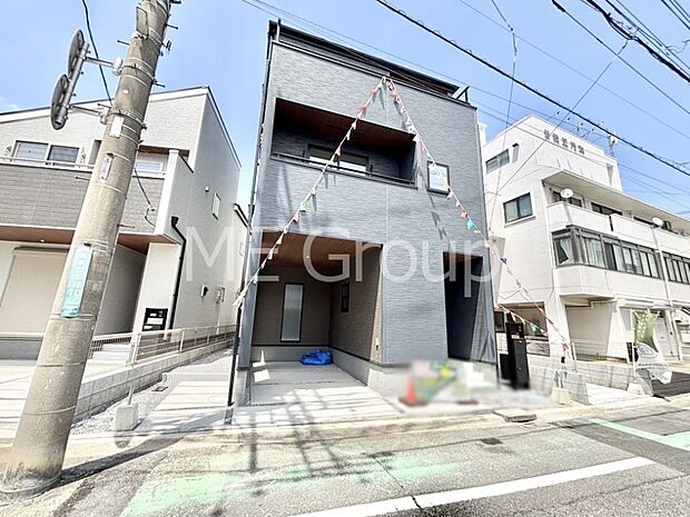 たっぷりの陽光と心地よい風が舞い込む住まい
