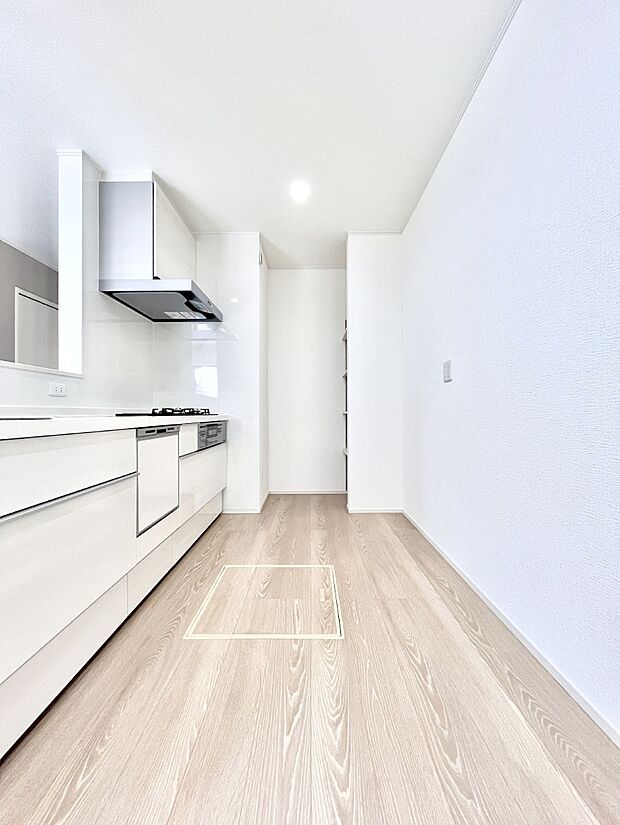 ゆとりあるキッチンではご家族と楽しくお料理ができます。