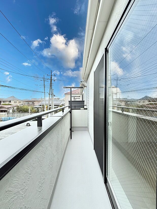 風通しの良いバルコニー