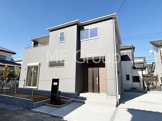 溢れる陽光でご家族の笑顔も輝く