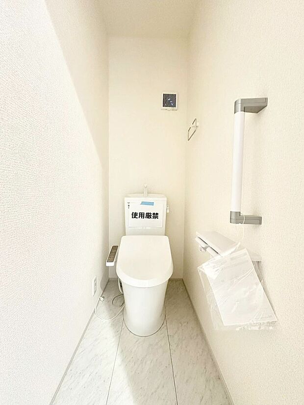 トイレは1階と2階それぞれに配置されていてとても便利です。 