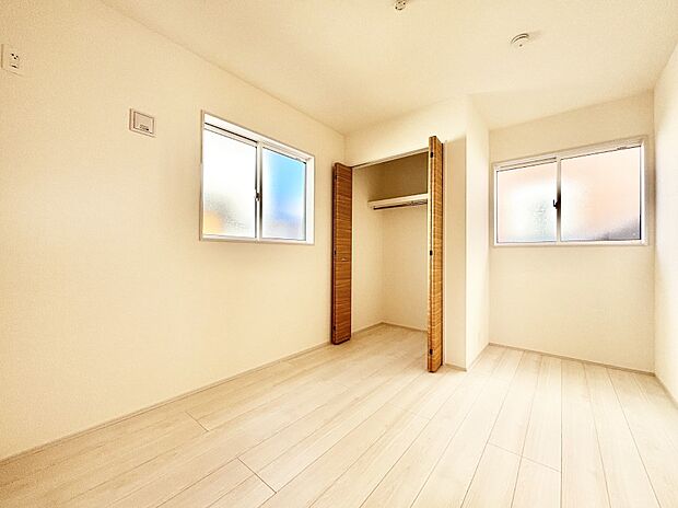 子供部屋にもおすすめな収納スペースたっぷりの居室