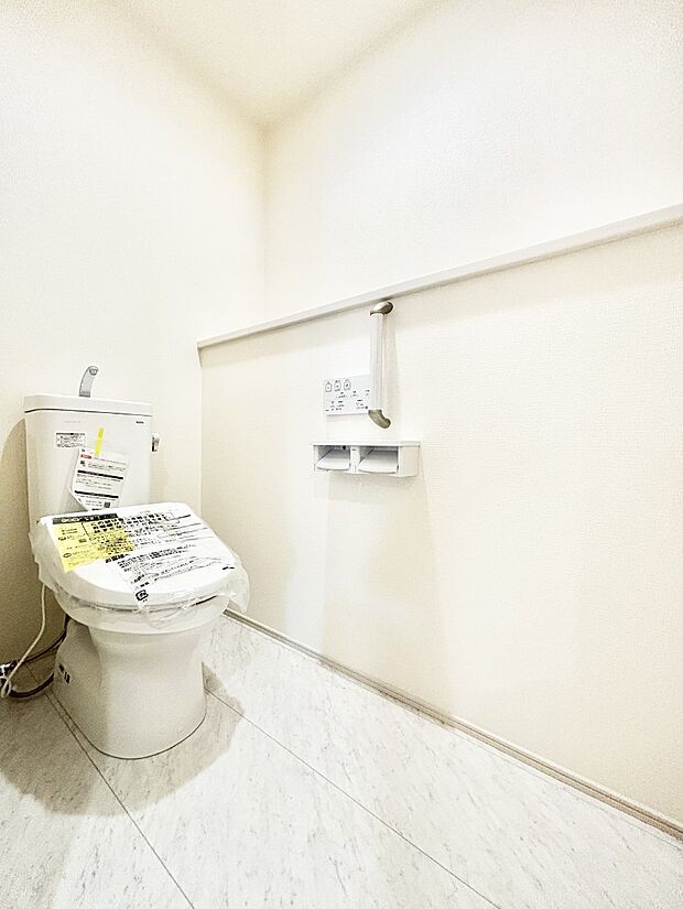 トイレは安心の2箇所！朝のバタバタも一安心です。