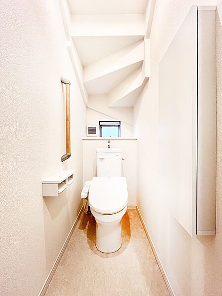 トイレは安心の2箇所！朝のバタバタも一安心です。