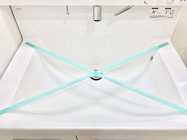 ハンドシャワー付き!使いやすい洗面台。