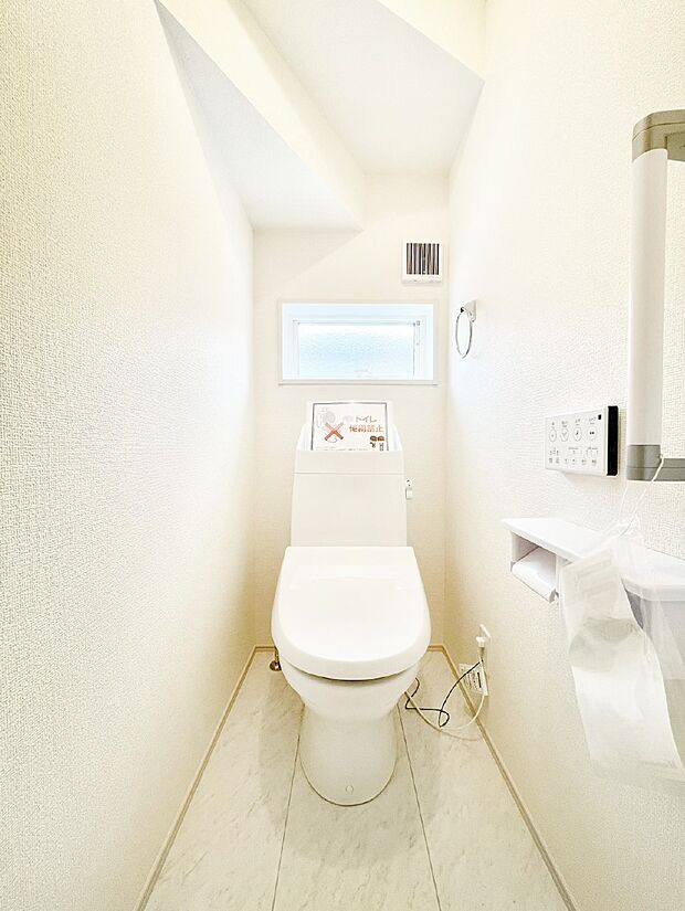 トイレは安心の2箇所!朝のバタバタも一安心です。