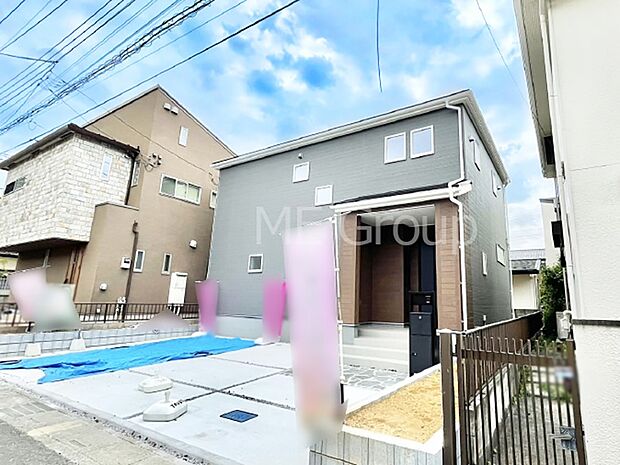 たっぷりの陽光と開放感に包まれる明るい住まい