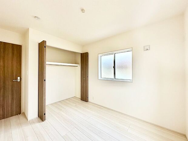 収納が充実しているので、居住スペースを広く使えます。