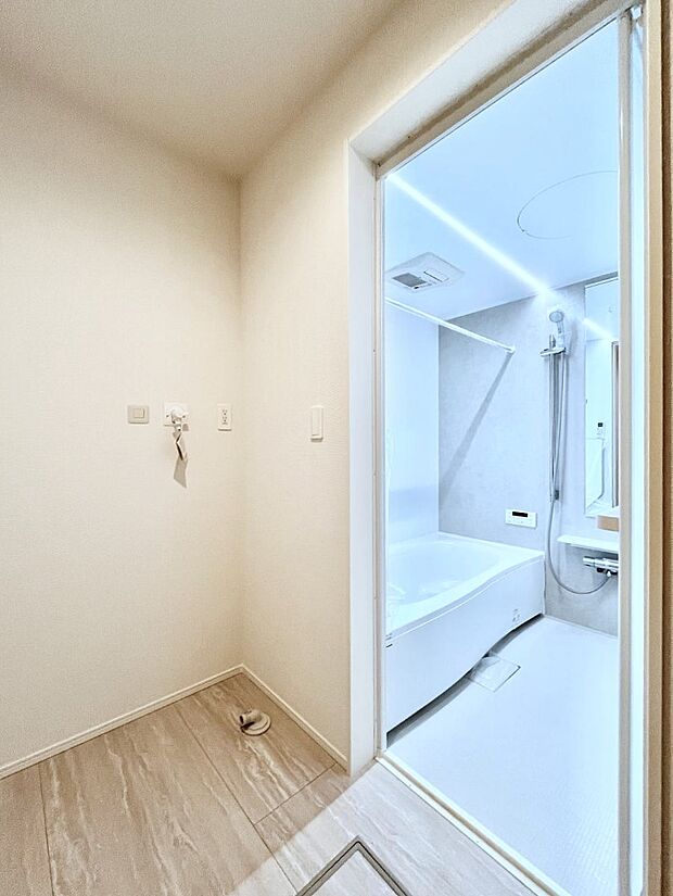 身支度もスムーズにおこなえる脱衣場